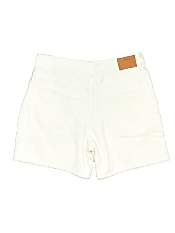 Everlane Khaki Shorts (view 2)