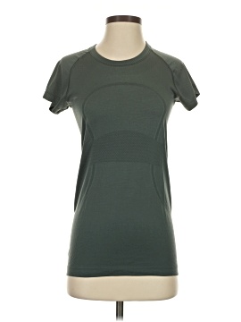 Lululemon Athletica Active T Shirt