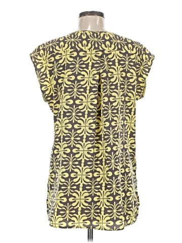 14th & Union Short Sleeve Blouse (view 2)