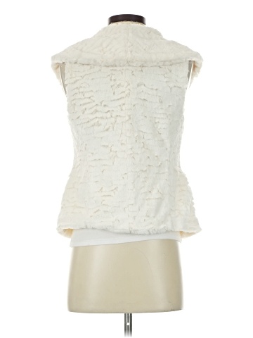 Me Jane Faux Fur Vest (view 2)
