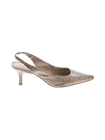 Ellen Tracy Flats (view 1)