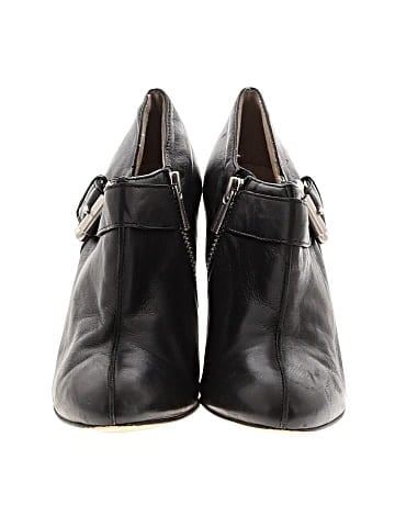 MICHAEL Michael Kors Ankle Boots (view 2)