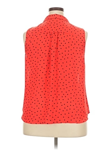 Elle Sleeveless Blouse (view 2)