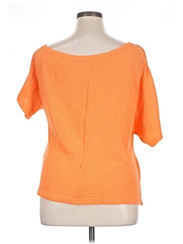 Shein Short Sleeve T-Shirt (view 2)