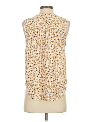 Fun2Fun Sleeveless Blouse (view 2)