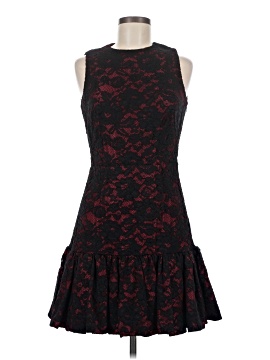chinese dress ladies SQUARE GUIPURE LACE AND SILK GOWN IN RED | CULT MIA