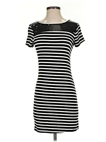 Romeo & Juliet Couture Casual Dress (view 1)