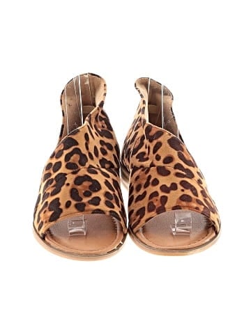 CATHERINE Catherine Malandrino Sandals (view 2)