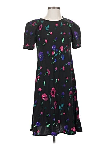 Liz Claiborne Casual Dress (view 1)