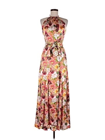 Alice + Olivia Casual Dress (view 1)