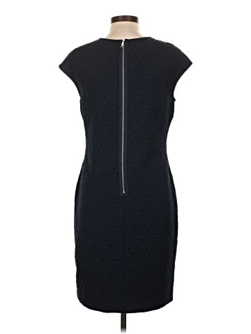 Donna Morgan Casual Dress (view 2)