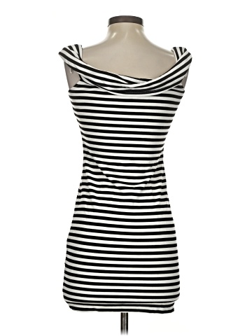 Cupcakes & Cashmere Casual Dress (view 2)