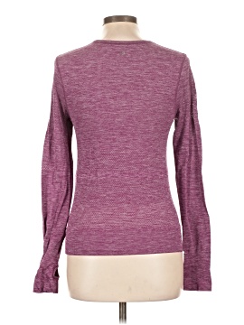 Lululemon Athletica Long Sleeve T-Shirt (view 2)