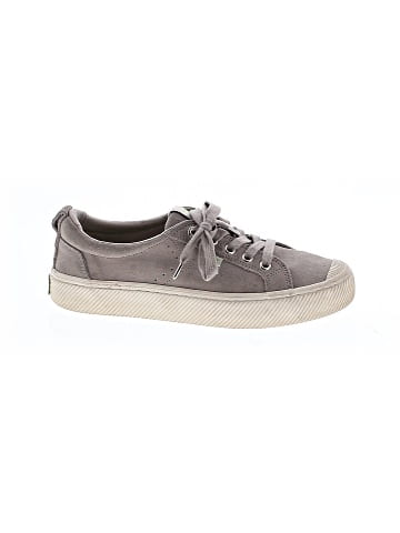 Cariuma Sneakers (view 1)