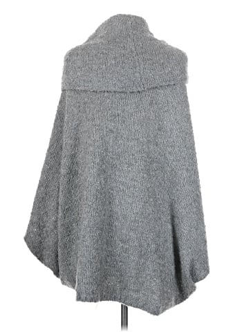Quinn Poncho (view 2)