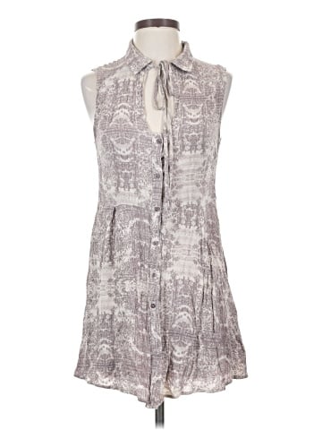 En Creme Casual Dress (view 1)