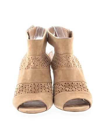 Audrey Brooke Sandals (view 2)