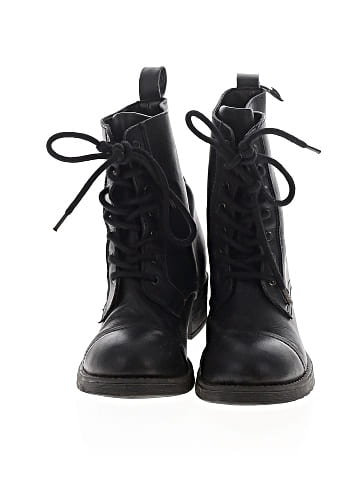 Will's Vegan Shoes Ankle Boots (view 2)