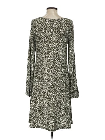 Old Navy Casual Dress (view 2)