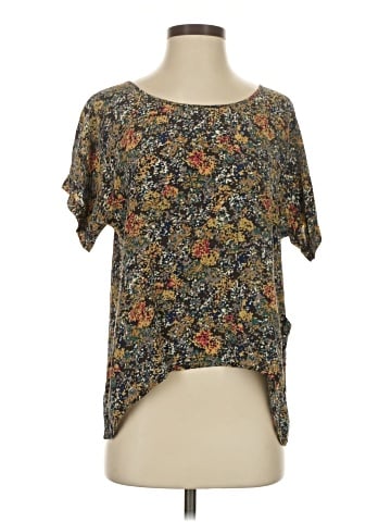Lilu Short Sleeve Blouse (view 1)