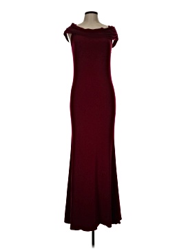 green emerald velvet dress Alula | Red High-Neck Maxi Dress with Twist Detail main image 1