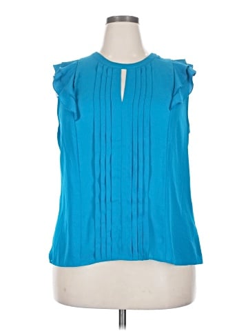Elle Sleeveless Blouse (view 1)