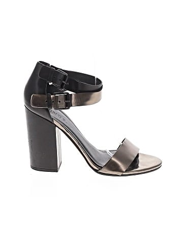 Vince. Sandals (view 1)
