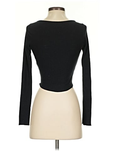 Urban Outfitters Long Sleeve T-Shirt (view 2)