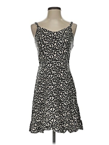 Old Navy Casual Dress (view 1)