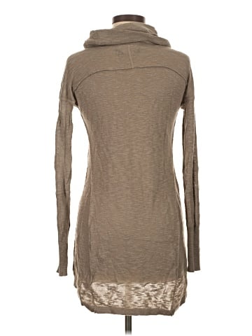 Ruby Moon Turtleneck Sweater (view 2)