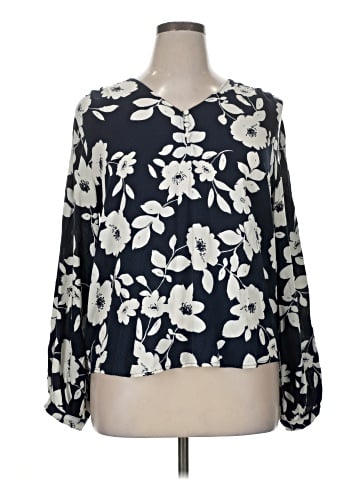 Liz Claiborne 3/4 Sleeve Blouse (view 1)