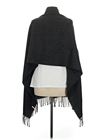 Pieces Poncho (view 2)