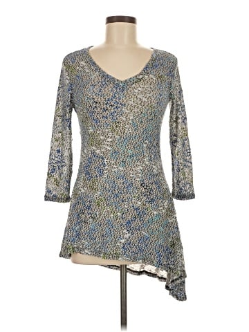 Attitudes by Renee 3/4 Sleeve Top (view 1)