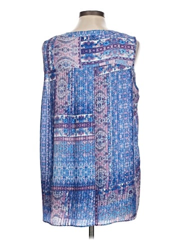 Zac & Rachel Sleeveless T-Shirt (view 2)