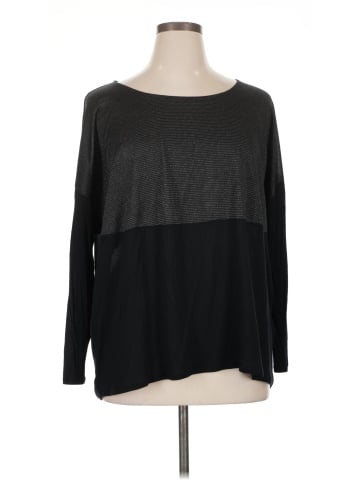 Jennifer Lopez Long Sleeve T-Shirt (view 1)