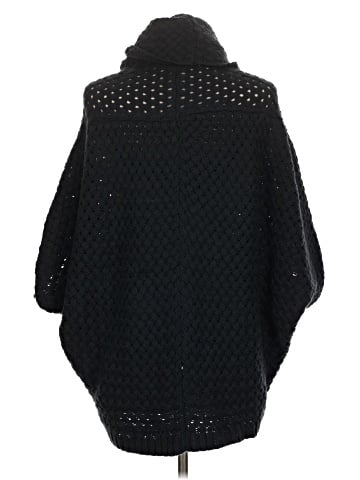Cliche Poncho (view 2)