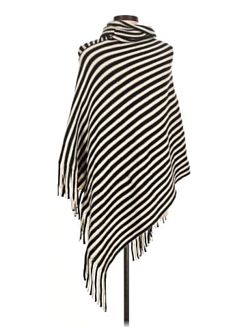 Demdaco Poncho (view 2)