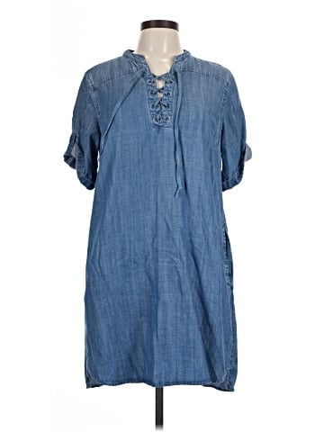 Chelsea & Theodore Casual Dress (view 1)