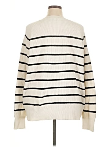 Old Navy Pullover Sweater (view 2)