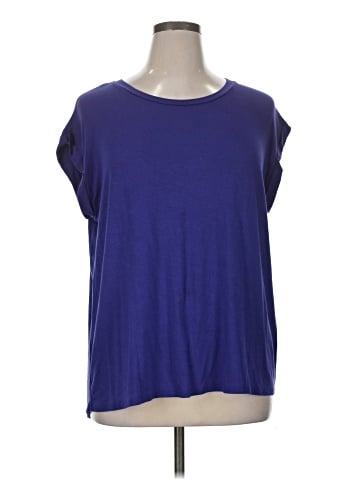 Femme by tresics Sleeveless T-Shirt (view 1)