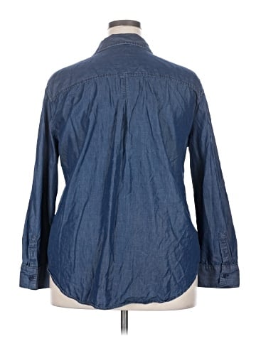 Liz Claiborne Long Sleeve Button-Down Shirt (view 2)