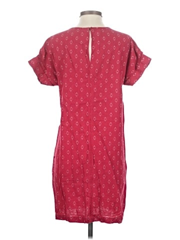 Old Navy Casual Dress (view 2)