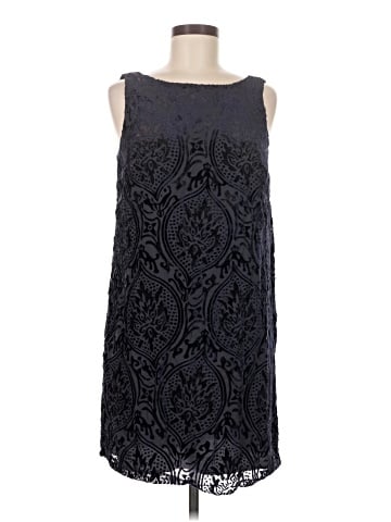 Ann Taylor LOFT Outlet Cocktail Dress (view 1)