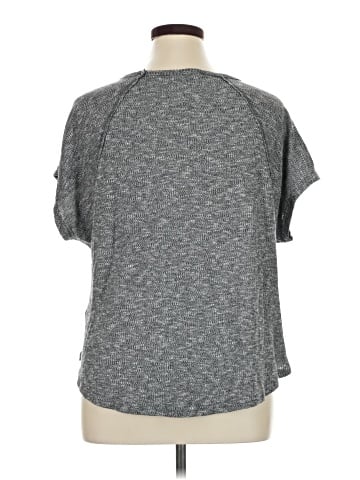 Amaryllis Short Sleeve Top (view 2)