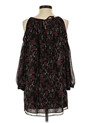 Sophie Max Sleeveless Blouse (view 2)