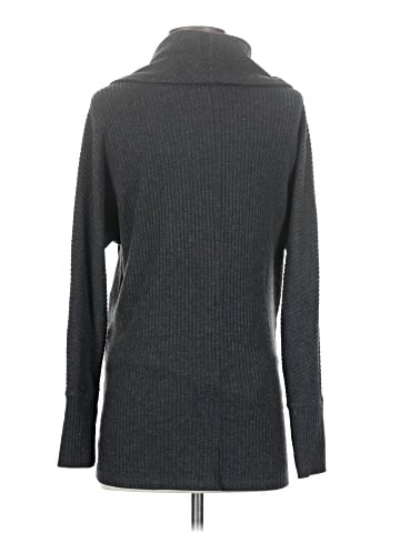 A Pea in the Pod Long Sleeve Top (view 2)