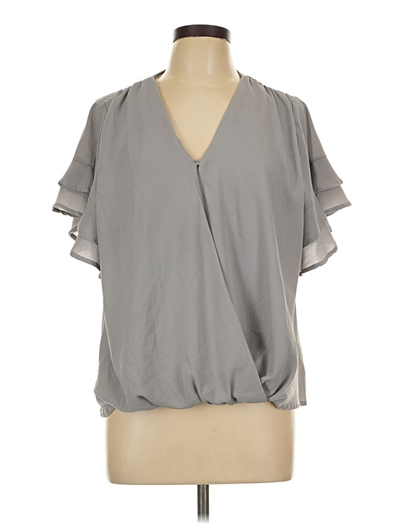 Pre-owned Umgee Short Sleeve Blouse In Gray