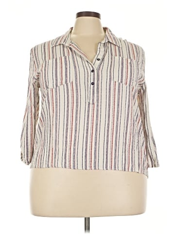 En Creme 3/4 Sleeve Button-Down Shirt (view 1)