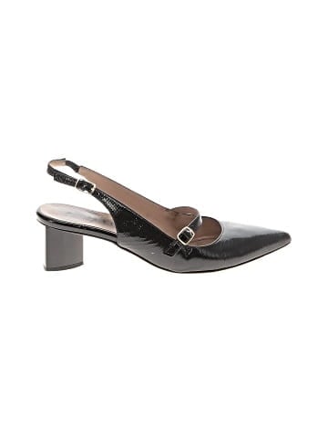 Anyi Lu Heels (view 1)