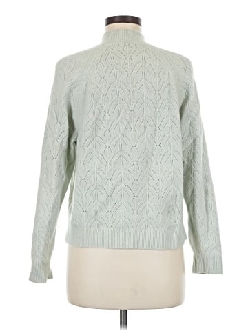 Uniqlo Turtleneck Sweater (view 2)